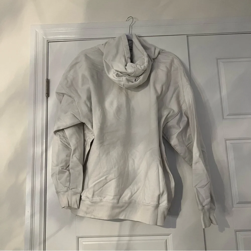 Brandy Melville Devil White Oversized Hoodie - Picture 5 of 7